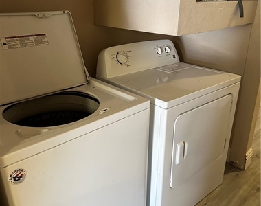 8600 W Charleston Boulevard - Photo Thumbnail 11