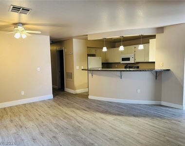 8600 W Charleston Boulevard - Photo Thumbnail 6