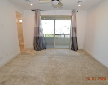 752 Echelon Street - Photo Thumbnail 6