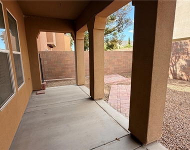 496 Via Palermo Drive - Photo Thumbnail 28