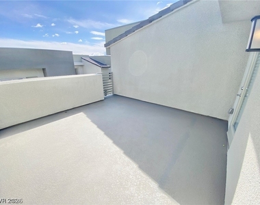 1170 Prospering Creek Street - Photo Thumbnail 9