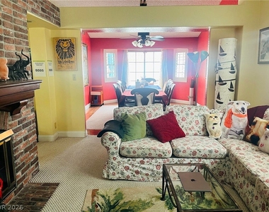 6432 W Mesa Vista Avenue - Photo Thumbnail 21