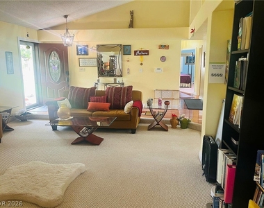 6432 W Mesa Vista Avenue - Photo Thumbnail 14