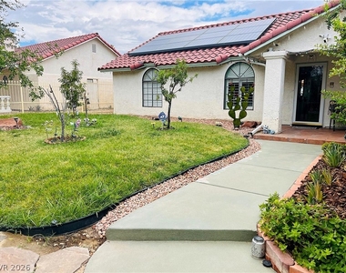 6432 W Mesa Vista Avenue - Photo Thumbnail 8