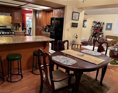 6432 W Mesa Vista Avenue - Photo Thumbnail 26