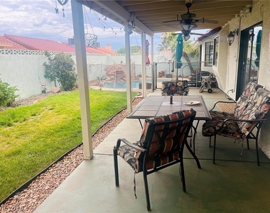 6432 W Mesa Vista Avenue - Photo Thumbnail 42