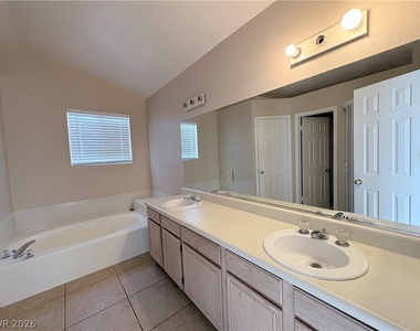 2737 Cathedral Lane - Photo Thumbnail 25