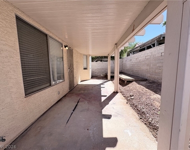 2737 Cathedral Lane - Photo Thumbnail 30