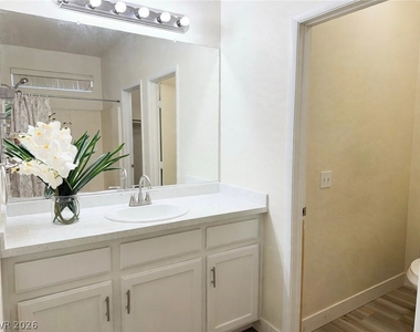 1833 Verde Mirada Drive - Photo Thumbnail 12