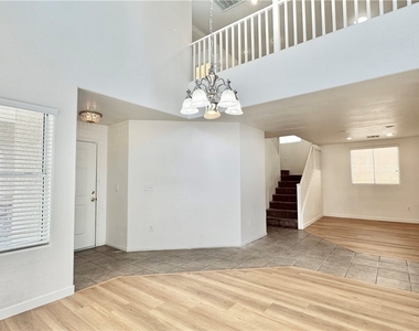 7425 Mojave Canyon Street - Photo Thumbnail 5
