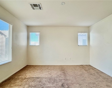7425 Mojave Canyon Street - Photo Thumbnail 26