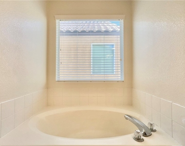 7425 Mojave Canyon Street - Photo Thumbnail 35
