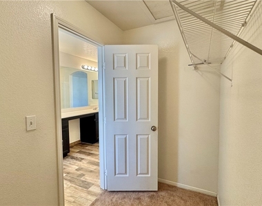 7425 Mojave Canyon Street - Photo Thumbnail 34