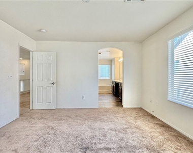 7425 Mojave Canyon Street - Photo Thumbnail 27