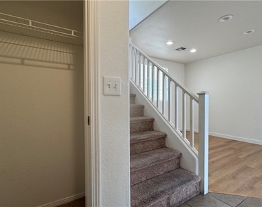7425 Mojave Canyon Street - Photo Thumbnail 9