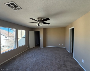 67 Desert Coyote Street - Photo Thumbnail 27