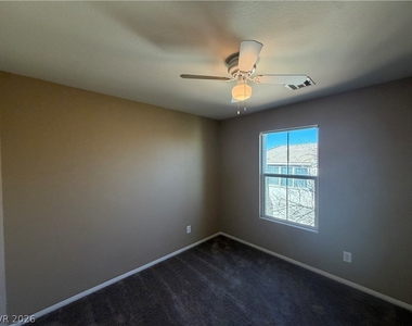 67 Desert Coyote Street - Photo Thumbnail 32