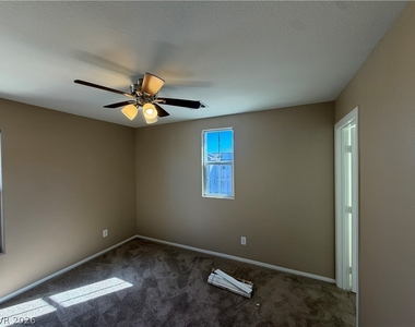 67 Desert Coyote Street - Photo Thumbnail 41
