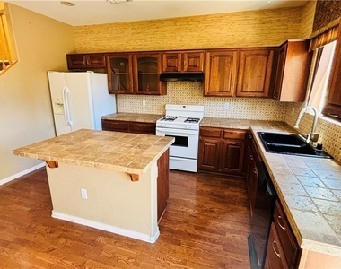7772 Soda Canyon Street - Photo Thumbnail 5