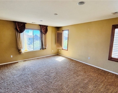 7772 Soda Canyon Street - Photo Thumbnail 10