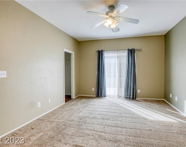 8847 Sacred Falls Avenue - Photo Thumbnail 24