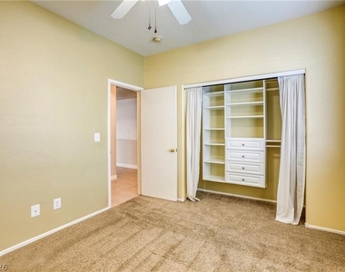 8847 Sacred Falls Avenue - Photo Thumbnail 18