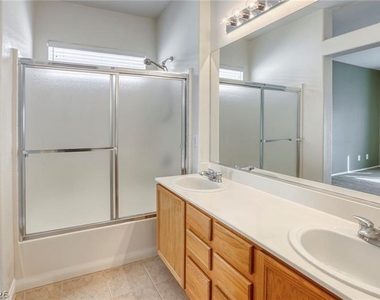 8847 Sacred Falls Avenue - Photo Thumbnail 9