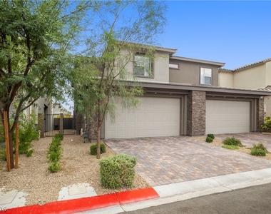 11677 Emerald Lake Avenue - Photo Thumbnail 25