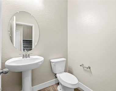 11677 Emerald Lake Avenue - Photo Thumbnail 20