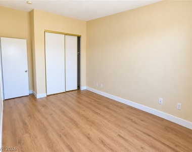 5323 Hanging Tree Lane - Photo Thumbnail 19