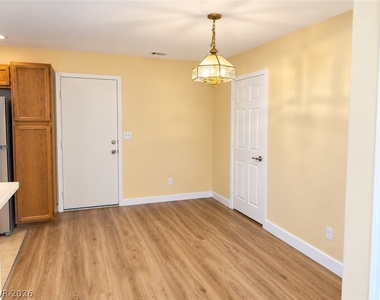 5323 Hanging Tree Lane - Photo Thumbnail 5