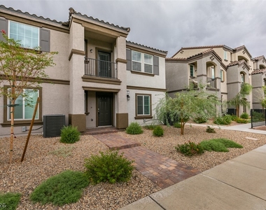 635 Bellus Place - Photo Thumbnail 1