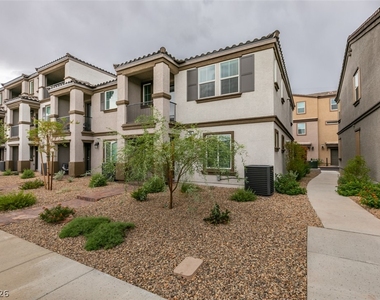 635 Bellus Place - Photo Thumbnail 2