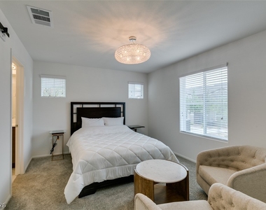 635 Bellus Place - Photo Thumbnail 5