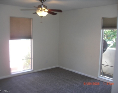 769 Oakmont Avenue - Photo Thumbnail 4