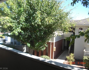 769 Oakmont Avenue - Photo Thumbnail 11