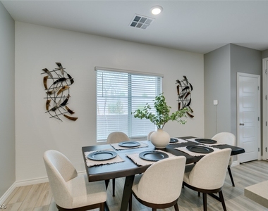 600 N Carriage Hill Drive - Photo Thumbnail 19