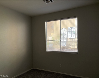 10660 Windrose Point Avenue - Photo Thumbnail 8