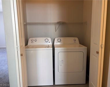 10660 Windrose Point Avenue - Photo Thumbnail 7