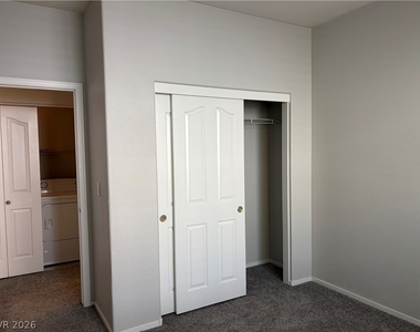 10660 Windrose Point Avenue - Photo Thumbnail 9