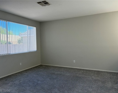 10660 Windrose Point Avenue - Photo Thumbnail 5