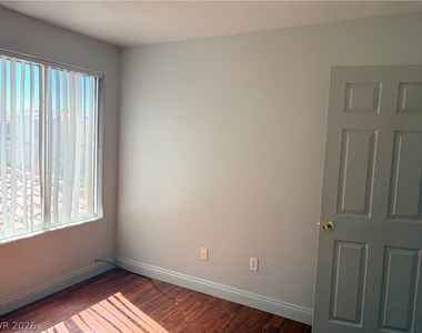 7796 Somerhill Point Way - Photo Thumbnail 27