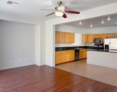 7796 Somerhill Point Way - Photo Thumbnail 11