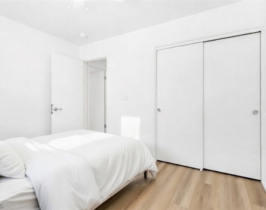 5354 Aurora Beam Avenue - Photo Thumbnail 22