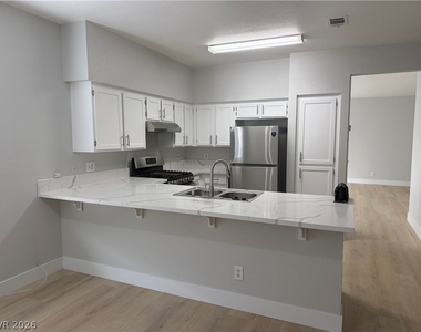1428 Pacific Terrace Drive - Photo Thumbnail 2