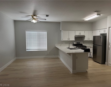 1428 Pacific Terrace Drive - Photo Thumbnail 4