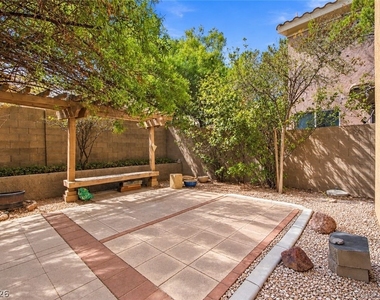 9261 Bearded Iris Avenue - Photo Thumbnail 19