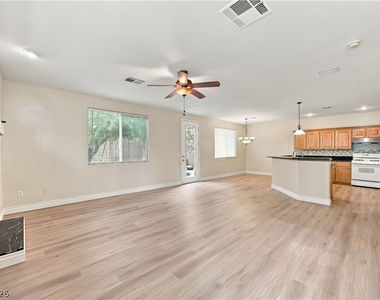 9261 Bearded Iris Avenue - Photo Thumbnail 9