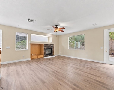 9261 Bearded Iris Avenue - Photo Thumbnail 8