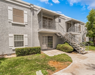 3823 S Maryland Parkway - Photo Thumbnail 1